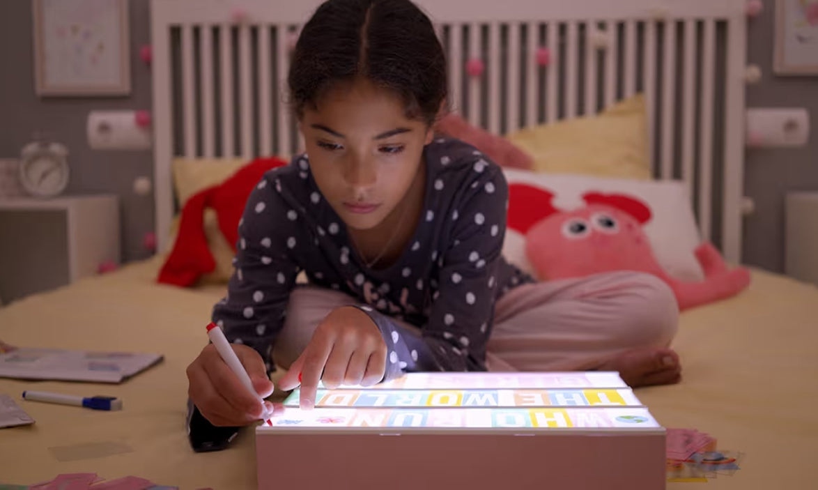 Pink Cinema Light Box with 400 Letters, Emojis & 2 Markers – BONNYCO | A4 Led Light Box for Kids, Girl Room Decor, Home | Letter Board Girls Birthday Presents, Novelty Gifts for Women at Christmas